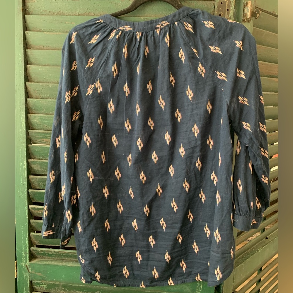 Paige denim Ikat navy top size Small - Picture 3 of 4